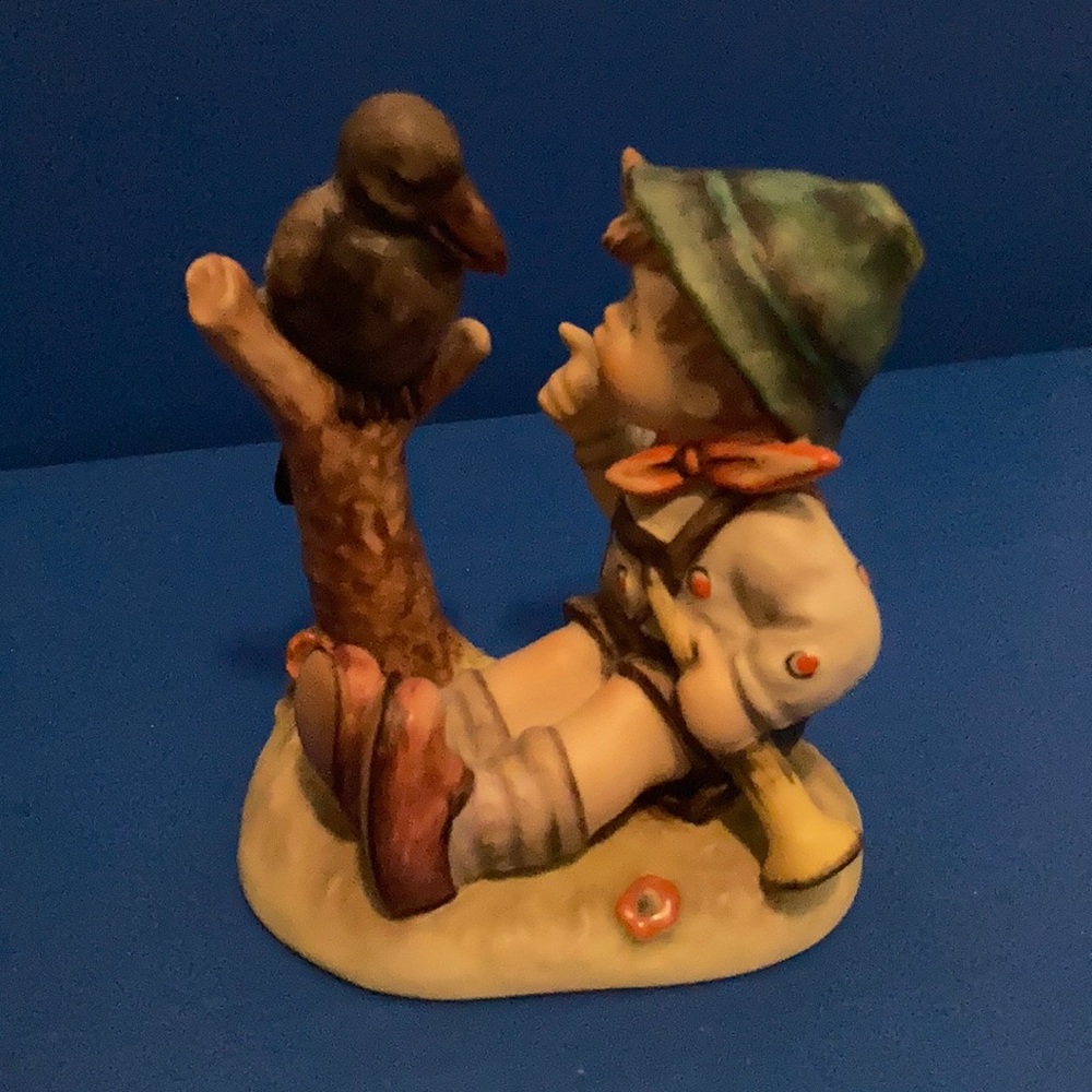 Goebel Hummel “Sing Along” Figurine